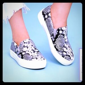 Steve Madden Gills Natural Snake Slip-On Sneakers